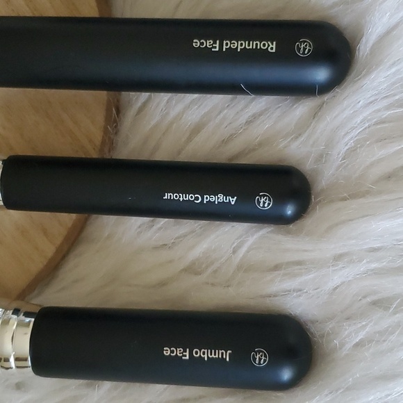 BH Cosmetics Face Essentials Makeup Brushes - Picture 4 of 5